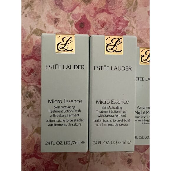 Estée Lauder RE-NUTRIV 0.5 oz Micro Essence .24 oz Advanced Night Repair 0.5 oz - Picture 4 of 5